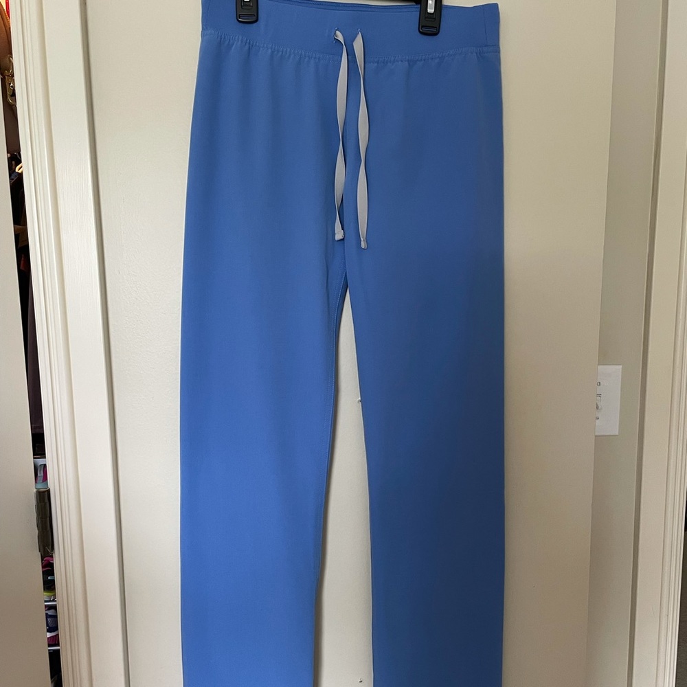 Figs Livingston size XS regular scrub bottoms
